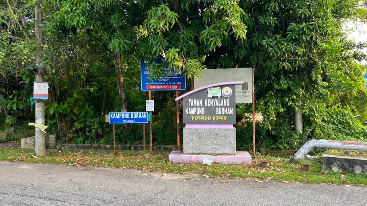 Asmar's Holiday home Alor Setar